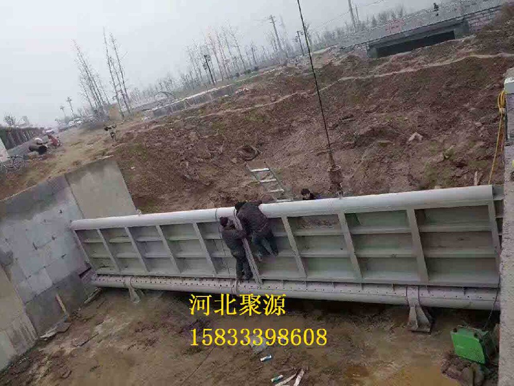 鋼壩施工現(xiàn)場