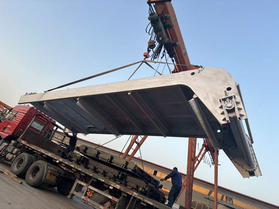 清污機(jī)發(fā)貨